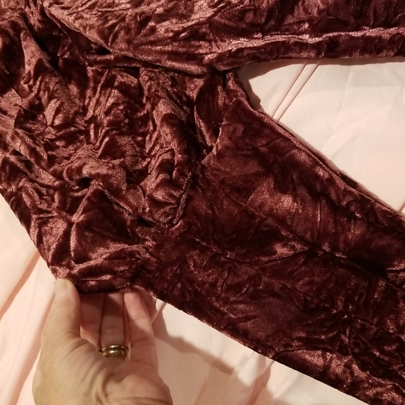 Purple crushed velvet top, long sleeves, Sz XL - Picture 3 of 8